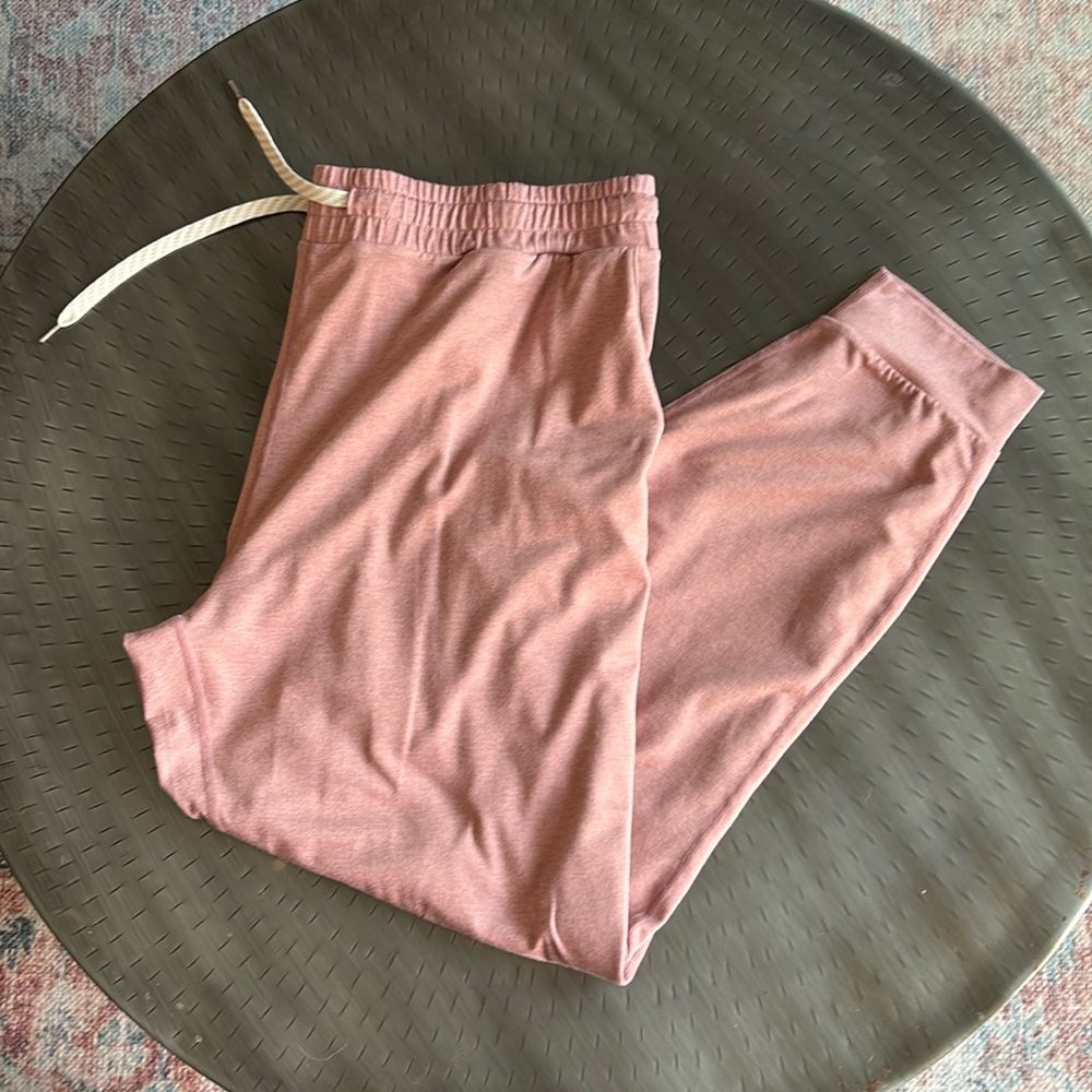 Vuori Joggers